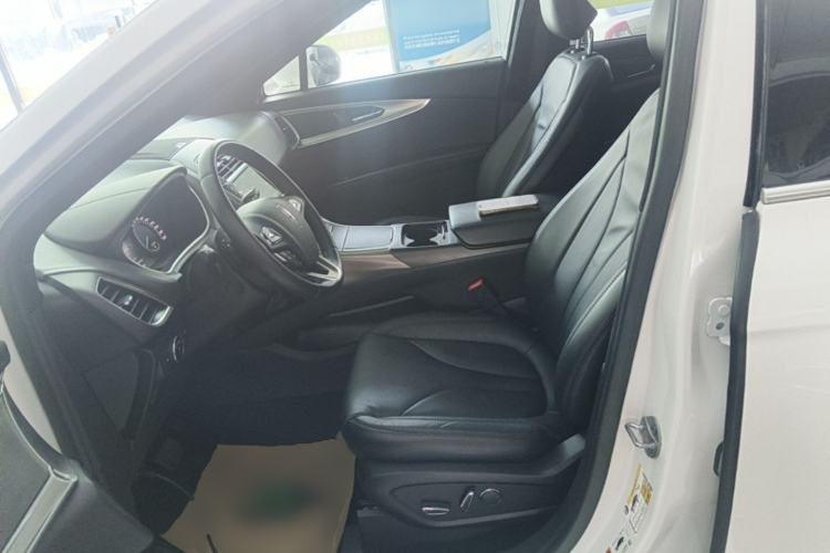Used Lincoln MKX 2017 2.0T Two-Wheel Drive Deluxe Edition Left Front Seat