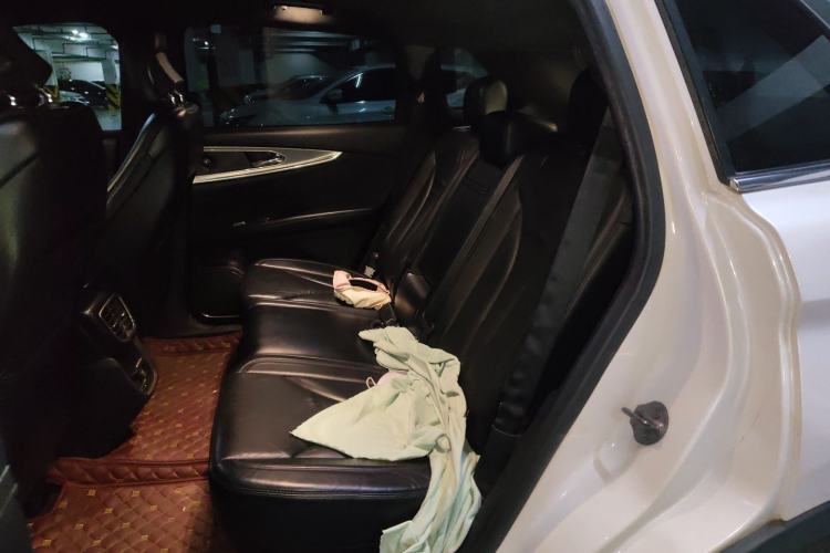 Used Lincoln MKX 2017 2.0T Four-Wheel Drive Zunya Edition Left Rear Seat