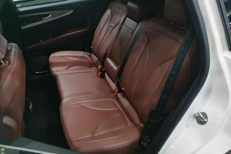 Used Lincoln MKX 2017 2.0T Four-Wheel Drive Zunya Edition Left Rear Seat