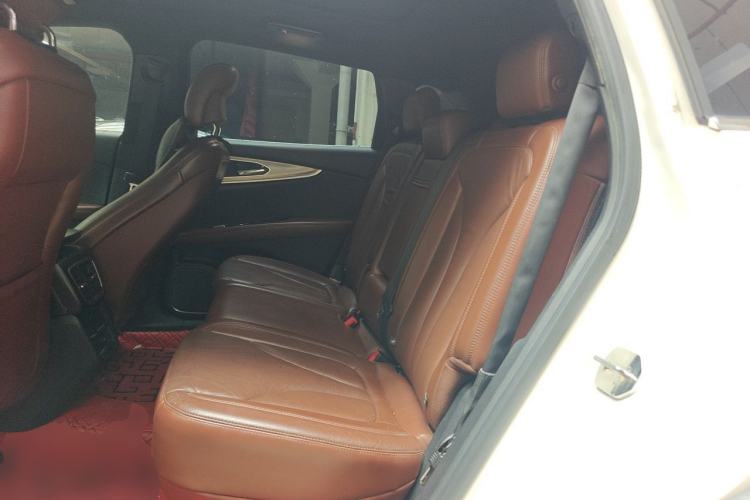Used Lincoln MKX 2017 2.0T Four-Wheel Drive Zunya Edition Left Rear Seat