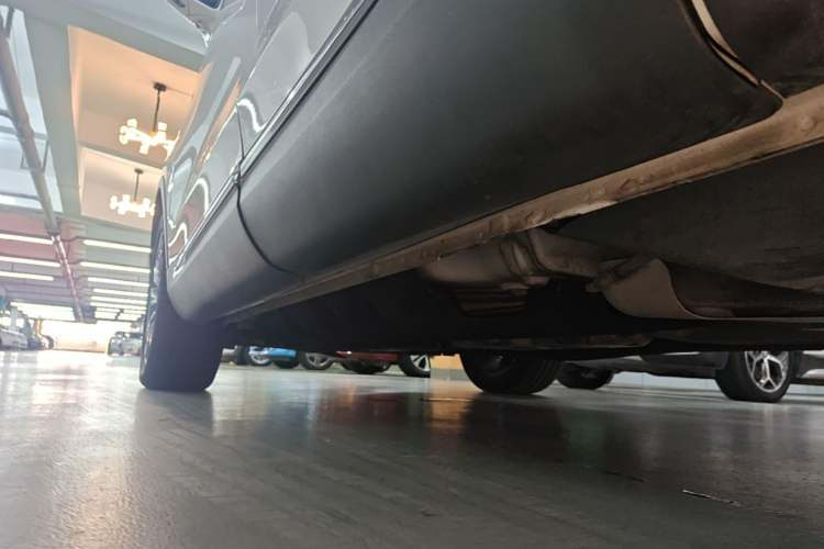 Used Lincoln MKX 2017 2.7T Four-Wheel Drive Prestige Edition Left Side Sill