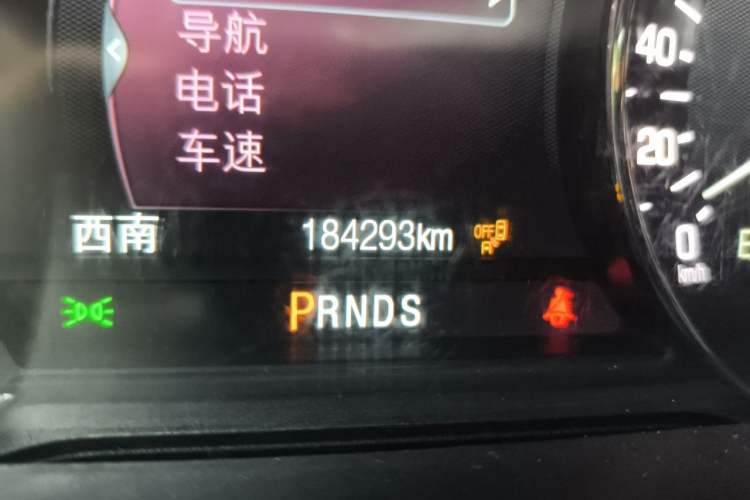 Used Lincoln MKX 2017 2.7T Four-Wheel Drive Prestige Edition Odometer Close Up