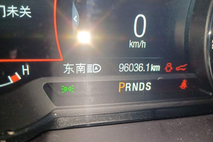 Used Lincoln MKX 2017 2.0T Four-Wheel Drive Zunya Edition Odometer Close Up