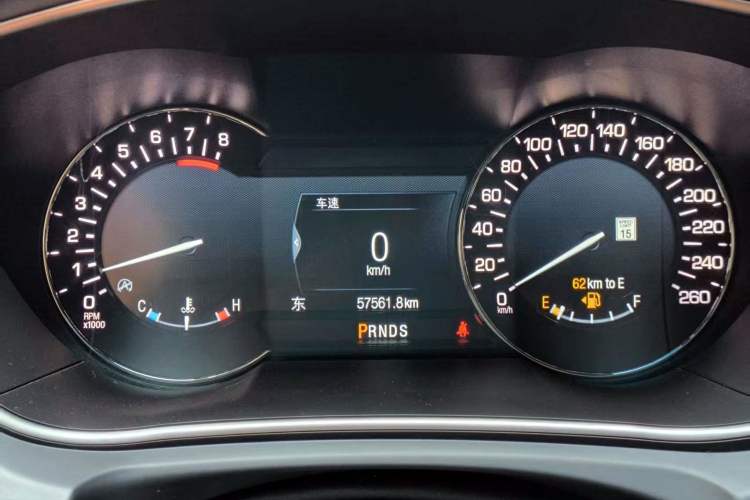 Used Lincoln MKX 2017 2.0T Four-Wheel Drive Zunya Edition Odometer Close Up
