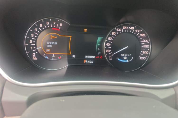 Used Lincoln MKX 2017 2.0T Two-Wheel Drive Deluxe Edition Odometer Close Up