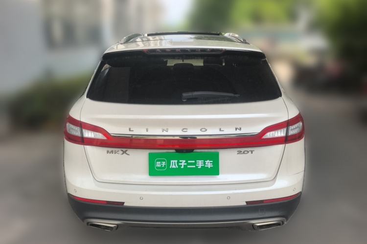 Used Lincoln MKX 2017 2.0T Two-Wheel Drive Deluxe Edition Rear