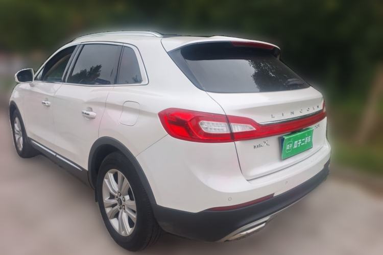 Used Lincoln MKX 2017 2.0T Two-Wheel Drive Deluxe Edition Rear Left 45 Deg