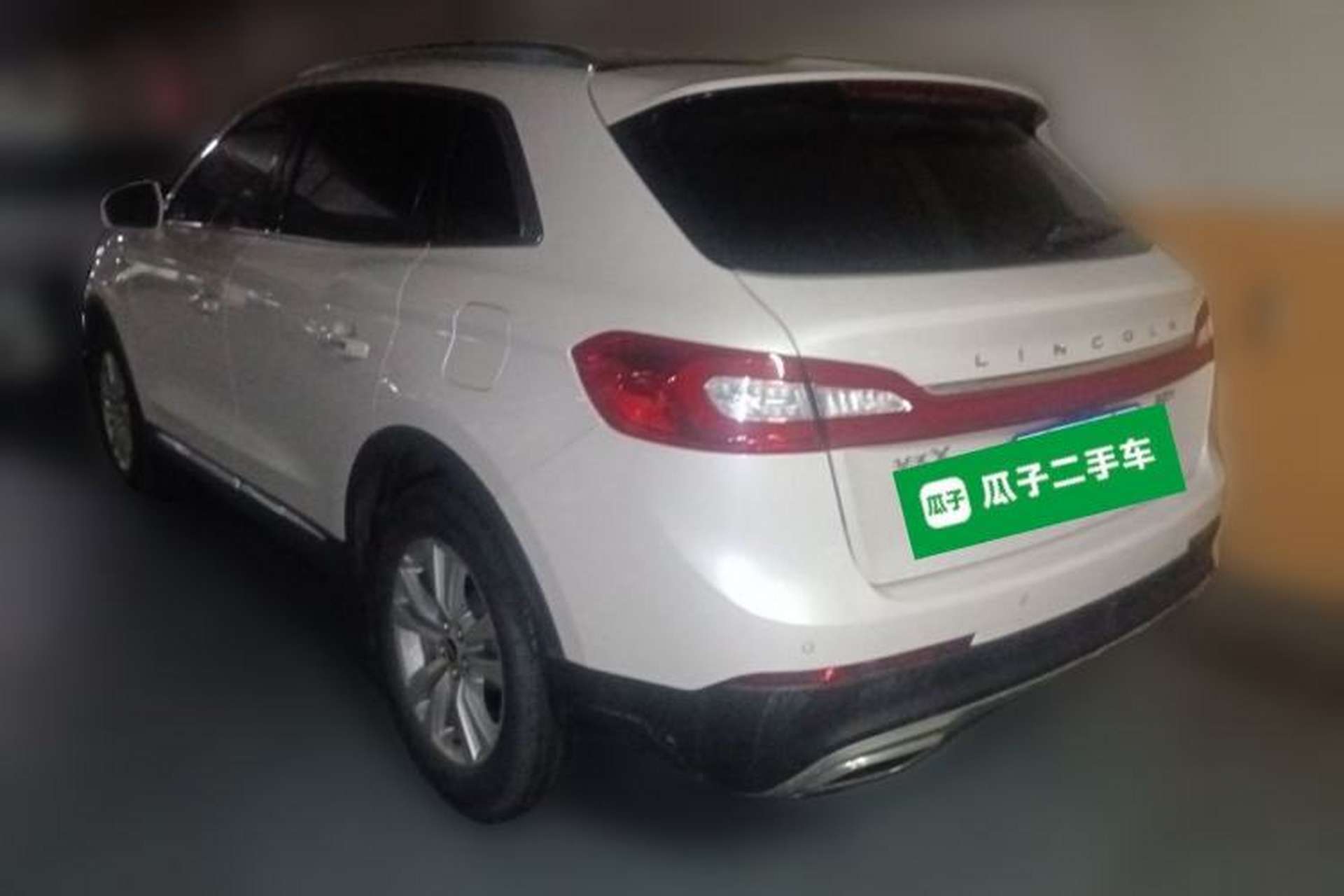 Used Lincoln MKX 2017 2.0T Two-Wheel Drive Deluxe Edition Rear Left 45 Deg