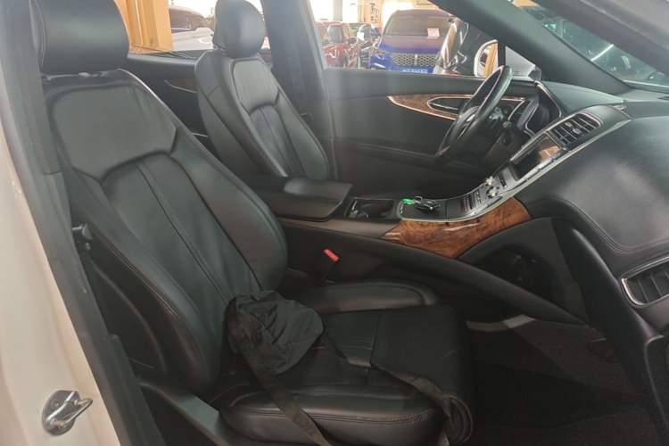 Used Lincoln MKX 2017 2.7T Four-Wheel Drive Prestige Edition Right Front Seat