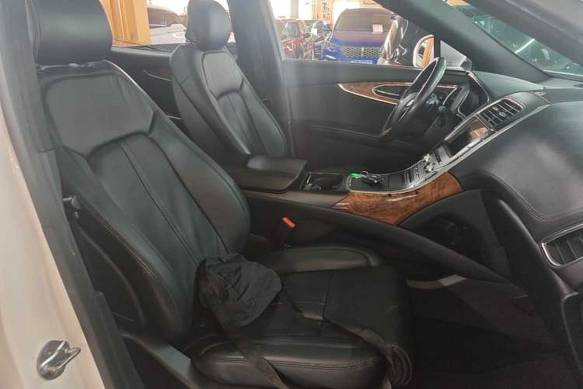 Used Lincoln MKX 2017 2.7T Four-Wheel Drive Prestige Edition Right Front Seat