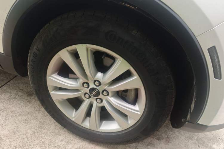 Used Lincoln MKX 2017 2.0T Two-Wheel Drive Deluxe Edition Right Front Wheel Hub
