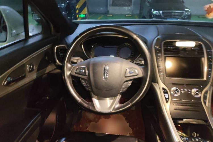 Used Lincoln MKX 2017 2.0T Four-Wheel Drive Zunya Edition Steering Wheel