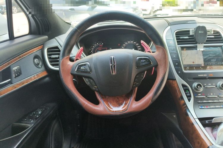 Used Lincoln MKX 2017 2.7T Four-Wheel Drive Prestige Edition Steering Wheel