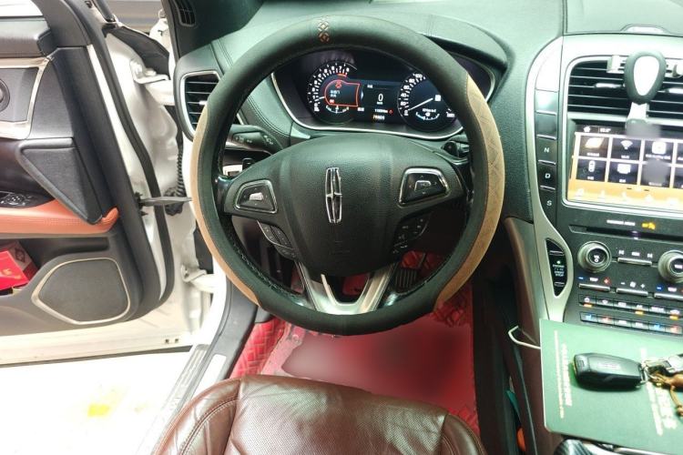 Used Lincoln MKX 2017 2.0T Four-Wheel Drive Zunya Edition Steering Wheel
