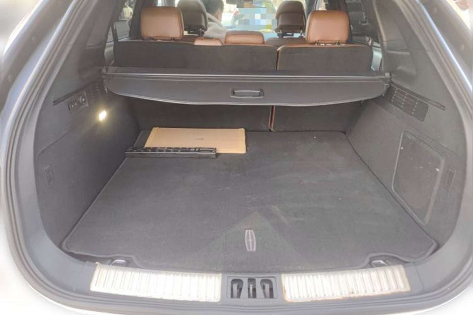 Used Lincoln MKX 2017 2.0T Four-Wheel Drive Zunya Edition Trunk