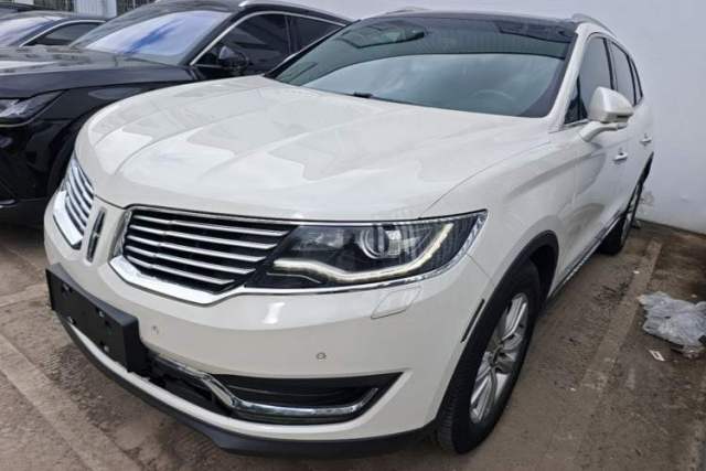 Used Lincoln MKX 2017 2.0T Two-Wheel Drive Deluxe Edition