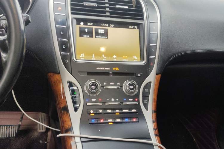 Used Lincoln MKX 2018 2.7T Four-Wheel Drive Prestige Edition Audio And AC Panel