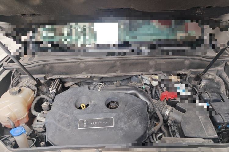 Used Lincoln MKX 2018 2.0T Two-Wheel Drive Deluxe Edition Engine Bay