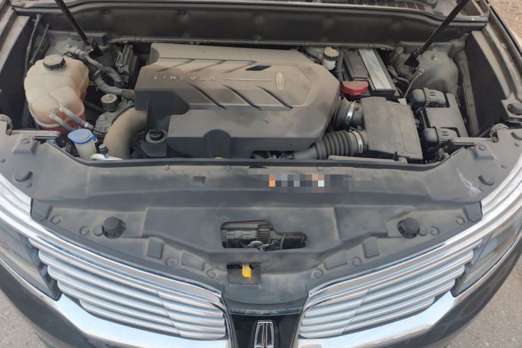 Used Lincoln MKX 2018 2.7T Four-Wheel Drive Prestige Edition Engine Bay