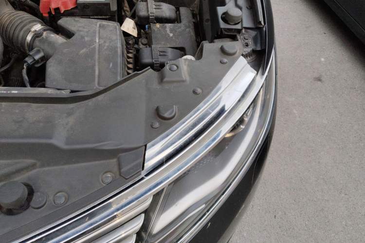 Used Lincoln MKX 2018 2.0T Four-Wheel Drive Zunya Edition Engine Bay Left