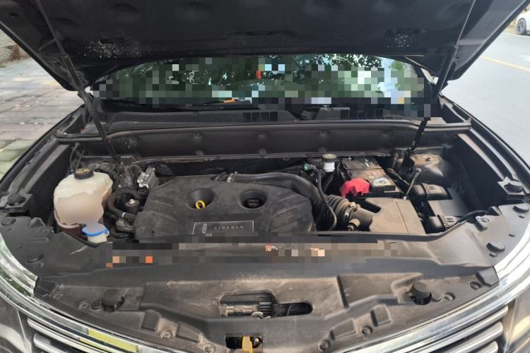 Used Lincoln MKX 2018 2.0T Two-Wheel Drive Deluxe Edition Engine Bay