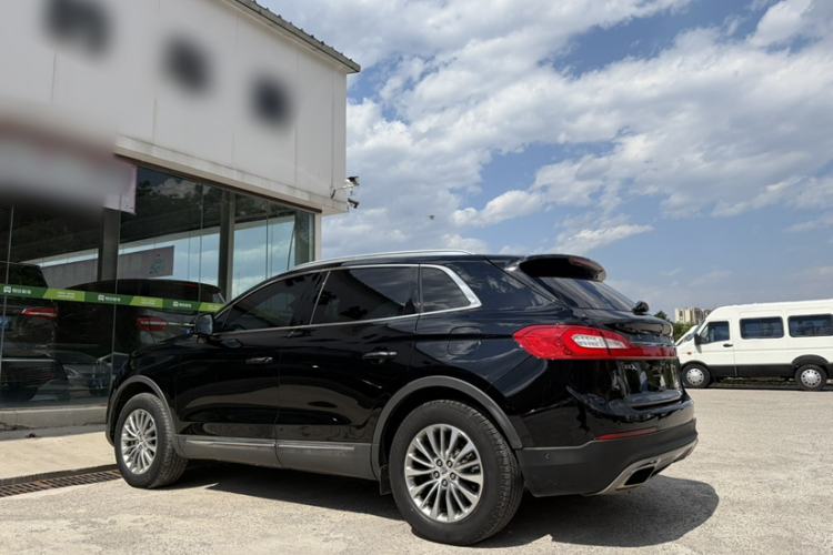 Used Lincoln MKX 2018 2.0T Four-Wheel Drive Zunya Edition Exterior 3