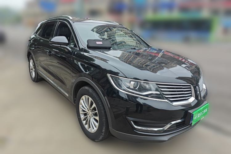 Used Lincoln MKX 2018 2.0T Four-Wheel Drive Zunya Edition Front Right 45 Deg