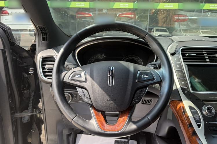Used Lincoln MKX 2018 2.0T Four-Wheel Drive Zunya Edition Interior 2