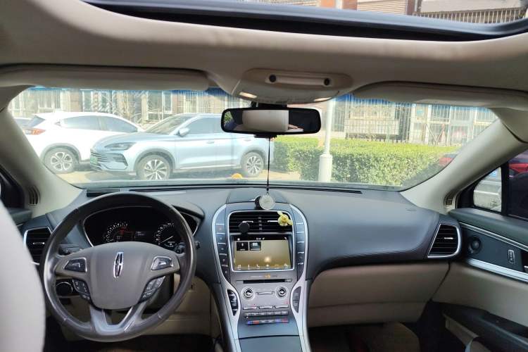 Used Lincoln MKX 2018 2.0T Four-Wheel Drive Zunya Edition Interior 2