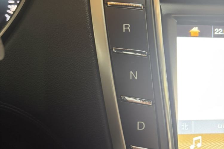 Used Lincoln MKX 2018 2.0T Four-Wheel Drive Zunya Edition Interior 3