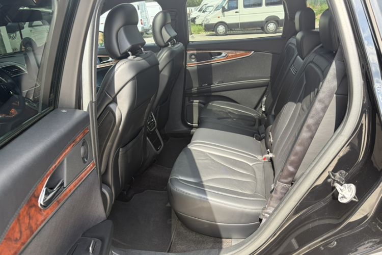 Used Lincoln MKX 2018 2.0T Four-Wheel Drive Zunya Edition Interior 6