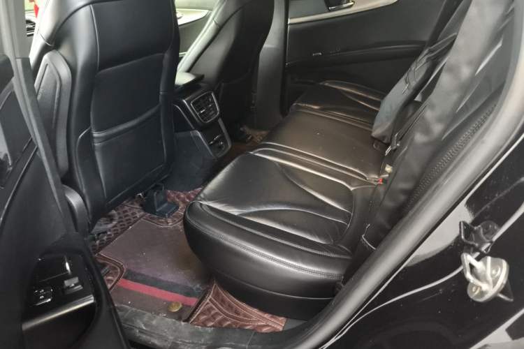 Used Lincoln MKX 2018 2.0T Two-Wheel Drive Deluxe Edition Left Rear Seat