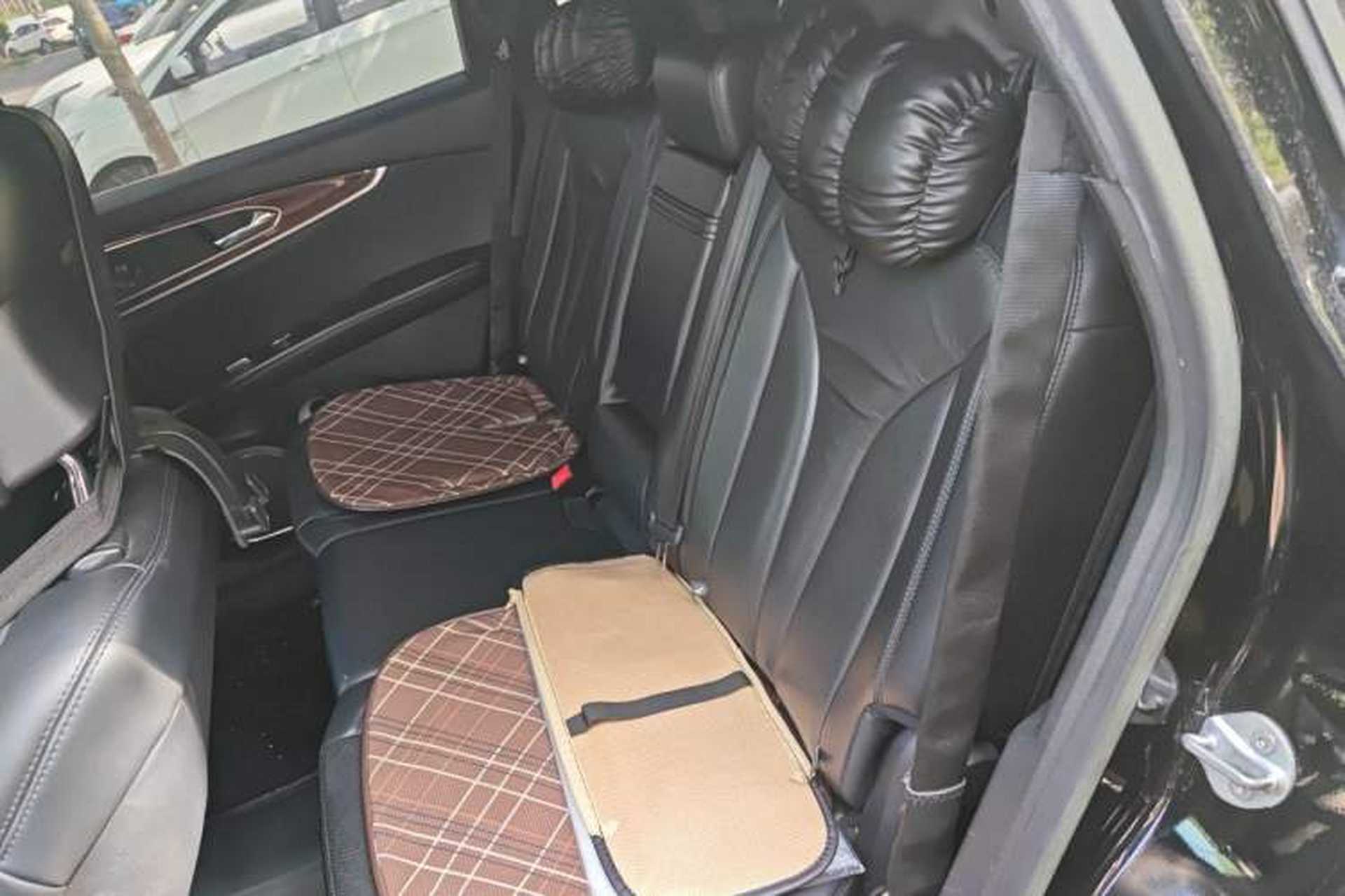 Used Lincoln MKX 2018 2.0T Four-Wheel Drive Zunya Edition Left Rear Seat