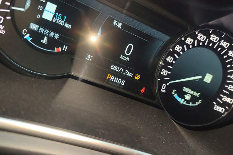 Used Lincoln MKX 2018 2.7T Four-Wheel Drive Prestige Edition Odometer Close Up