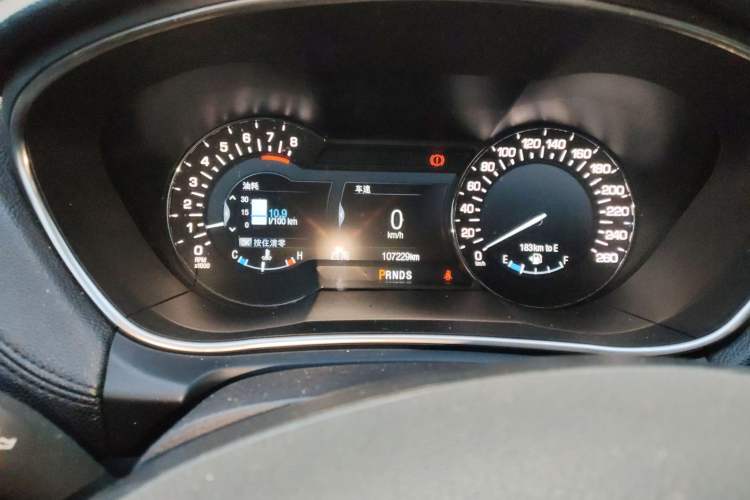 Used Lincoln MKX 2018 2.0T Four-Wheel Drive Zunya Edition Odometer Close Up