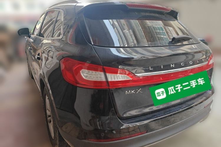 Used Lincoln MKX 2018 2.0T Two-Wheel Drive Deluxe Edition Rear Left 45 Deg