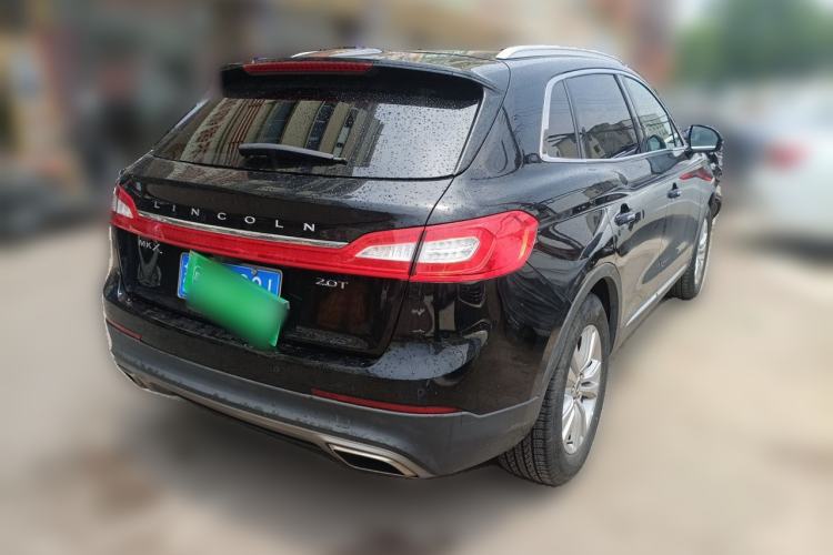 Used Lincoln MKX 2018 2.0T Two-Wheel Drive Deluxe Edition Rear Right 45 Deg