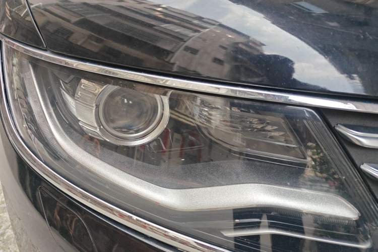 Used Lincoln MKX 2018 2.0T Two-Wheel Drive Deluxe Edition Right Front Headlight