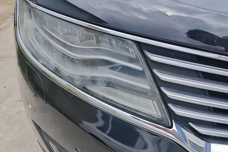 Used Lincoln MKX 2018 2.7T Four-Wheel Drive Prestige Edition Right Front Headlight