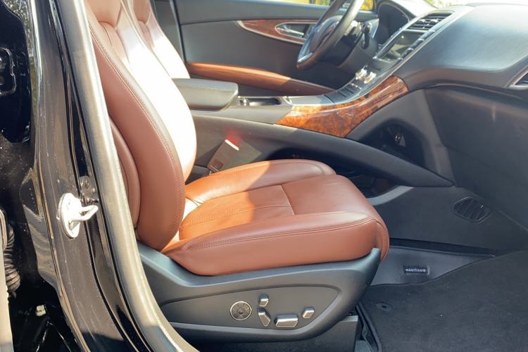 Used Lincoln MKX 2018 2.7T Four-Wheel Drive Prestige Edition Right Front Seat