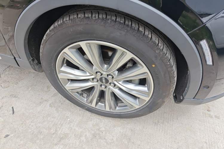 Used Lincoln MKX 2018 2.7T Four-Wheel Drive Prestige Edition Right Front Wheel Hub