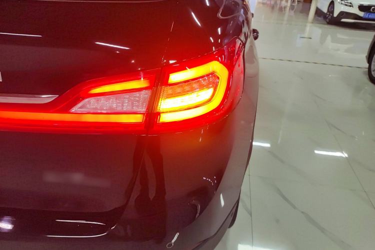 Used Lincoln MKX 2018 2.7T Four-Wheel Drive Prestige Edition Right Rear Taillight