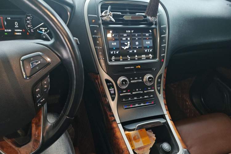 Used Lincoln MKX 2018 2.7T Four-Wheel Drive Prestige Edition Audio And AC Panel
