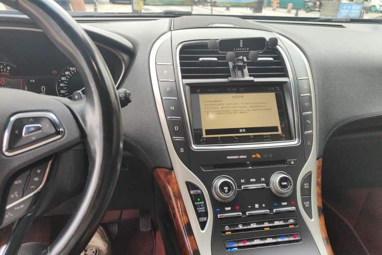 Used Lincoln MKX 2018 2.7T Four-Wheel Drive Prestige Edition Audio And AC Panel