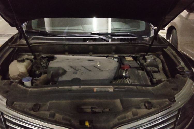 Used Lincoln MKX 2018 2.7T Four-Wheel Drive Prestige Edition Engine Bay