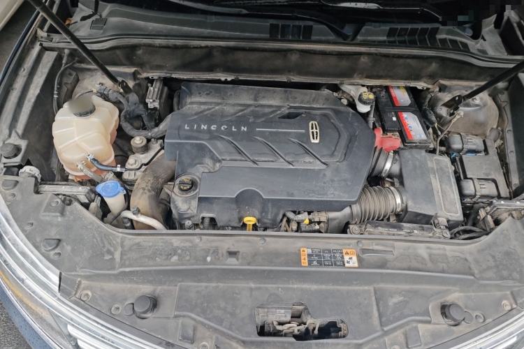 Used Lincoln MKX 2018 2.7T Four-Wheel Drive Prestige Edition Engine Bay