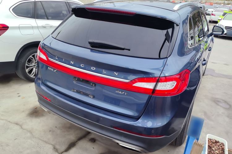 Used Lincoln MKX 2018 2.0T Two-Wheel Drive Deluxe Edition Exterior 5