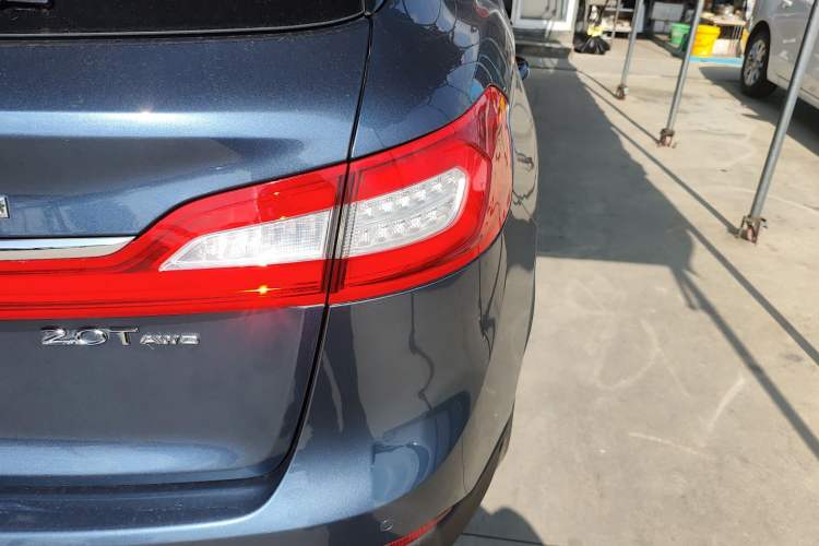 Used Lincoln MKX 2018 2.0T Four-Wheel Drive Zunya Edition Exterior 6