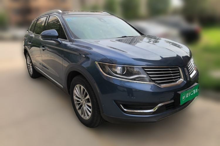 Used Lincoln MKX 2018 2.0T Four-Wheel Drive Zunya Edition Front Right 45 Deg