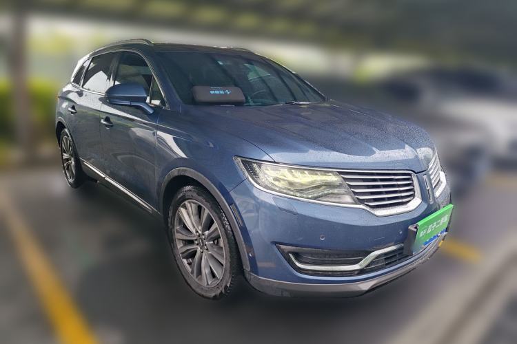 Used Lincoln MKX 2018 2.7T Four-Wheel Drive Prestige Edition Front Right 45 Deg